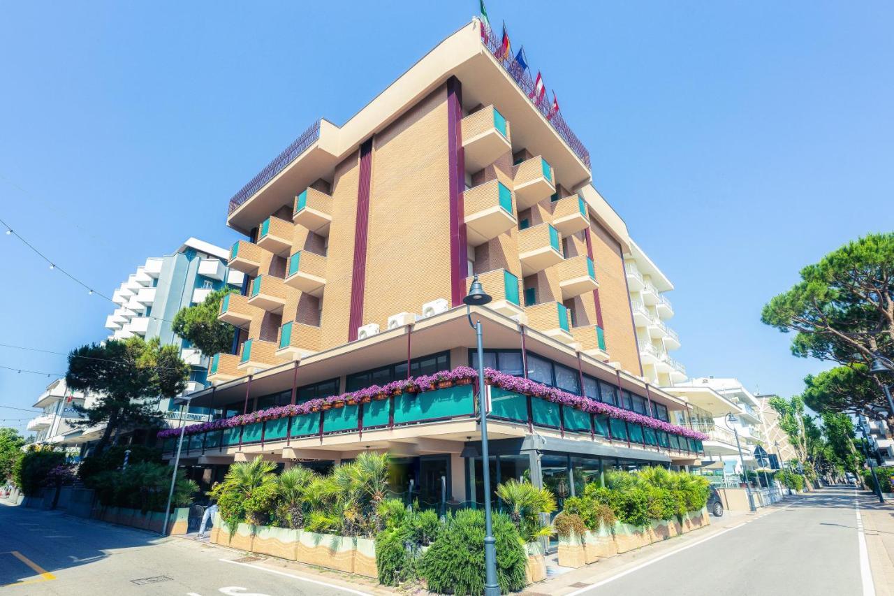 Hotel Nevada Bellaria-Igea Marina Exterior photo